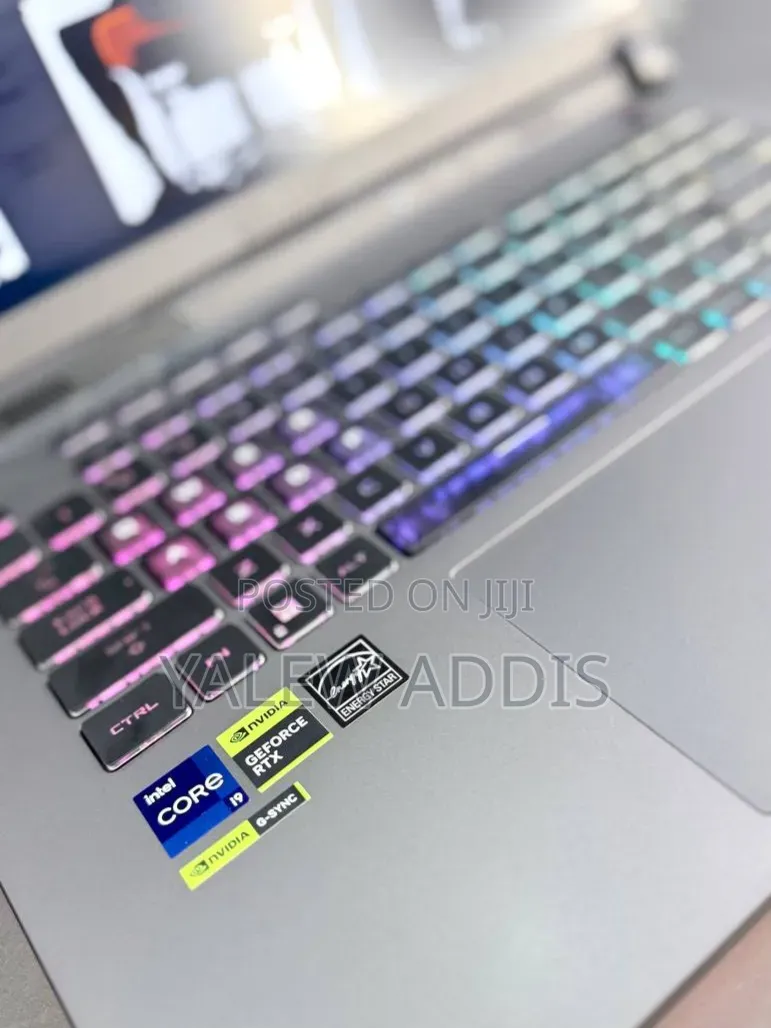 New Laptop Asus ROG Strix G16 16GB Intel Core i9 SSD 1T