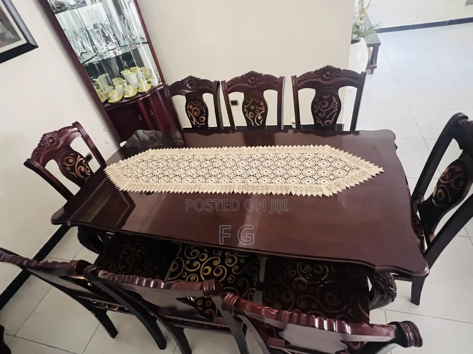 Dinning Table
