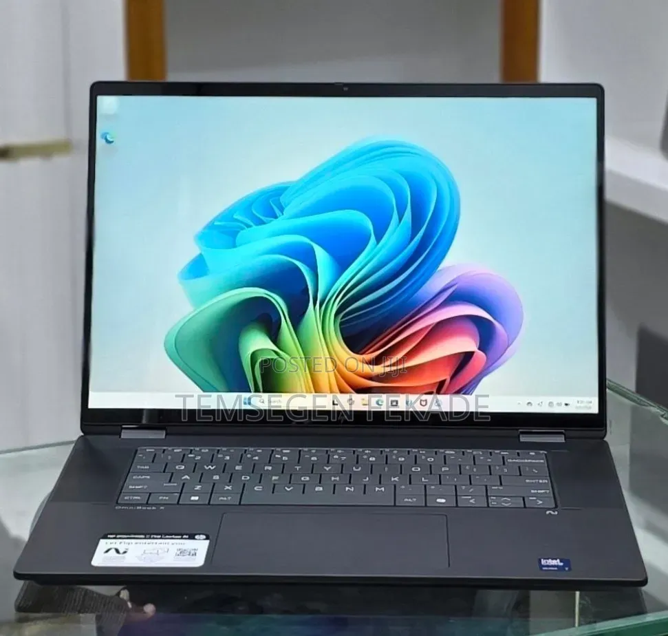 New Laptop HP OmniBook Ultra Flip 16" 16GB Intel Core Ultra 7 SSD 1T
