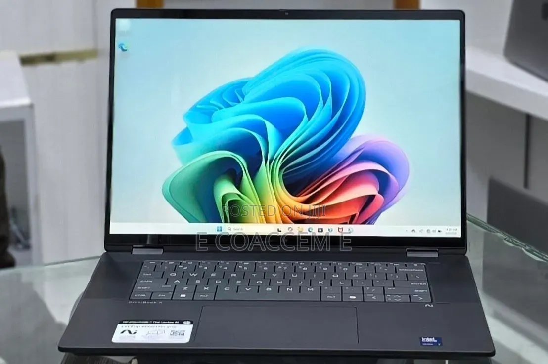 New Laptop HP 16GB Intel Core Ultra 7 SSD 1T