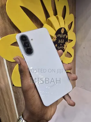 New Samsung Galaxy A57 256 GB Silver