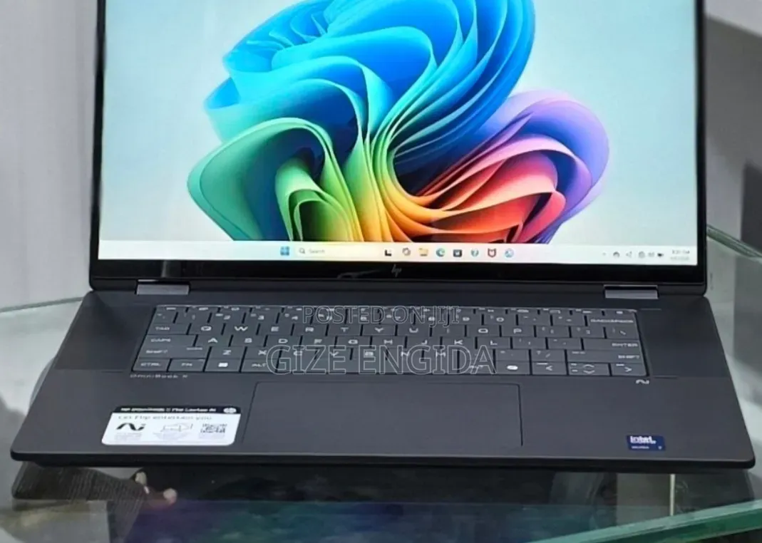 New Laptop HP OmniBook X Flip 16" 16GB Intel Core Ultra 7 SSD 1T