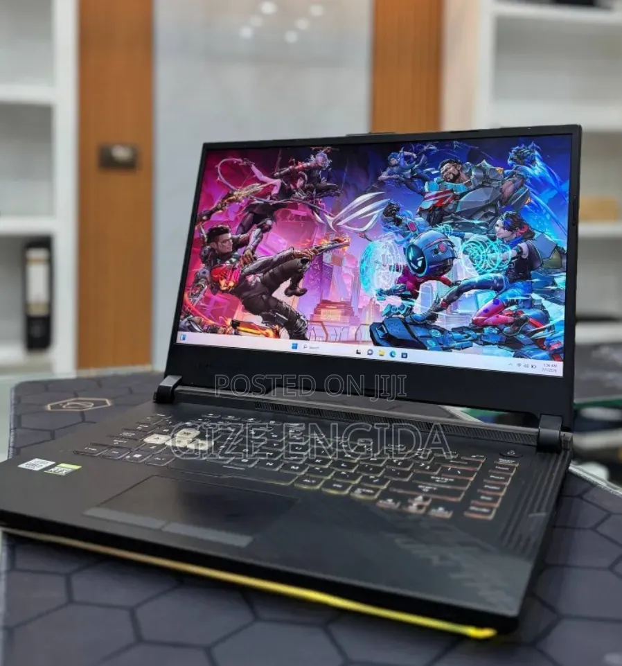 New Laptop Asus ROG Strix G15 16GB Intel Core i7 SSD 1T