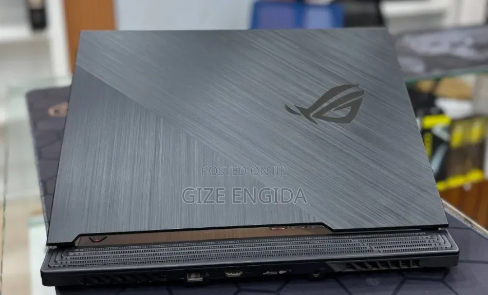 New Laptop Asus ROG Strix G15 16GB Intel Core i7 SSD 1T