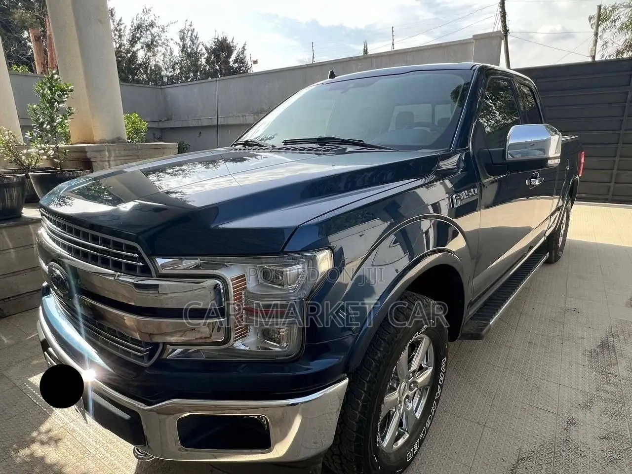 Ford F-150 Lariat 4x2 SuperCrew Cab Styleside 5.5 ft. box 145 in. WB Blue