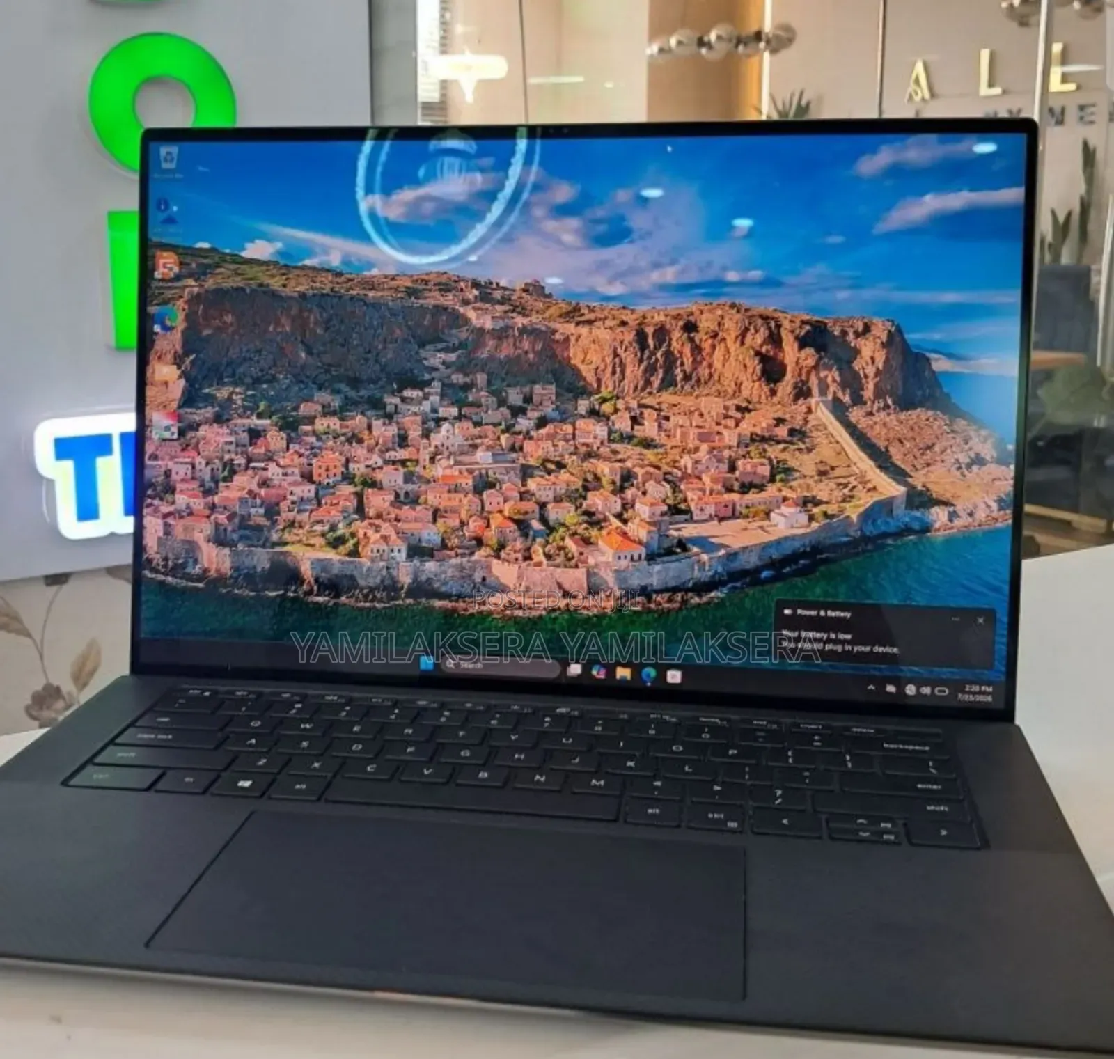 New Laptop Dell Precision 5560 16GB Intel Core i7 SSD 512GB