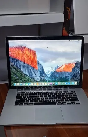 New Laptop Apple MacBook 16GB Intel Core i7 SSD 256GB