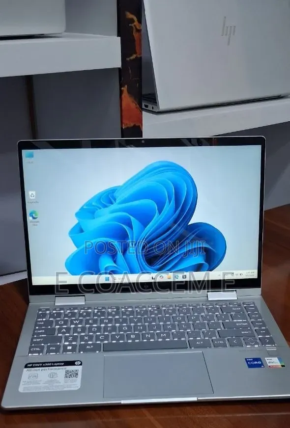 New Laptop HP 8GB Intel Core i5 SSD 512GB