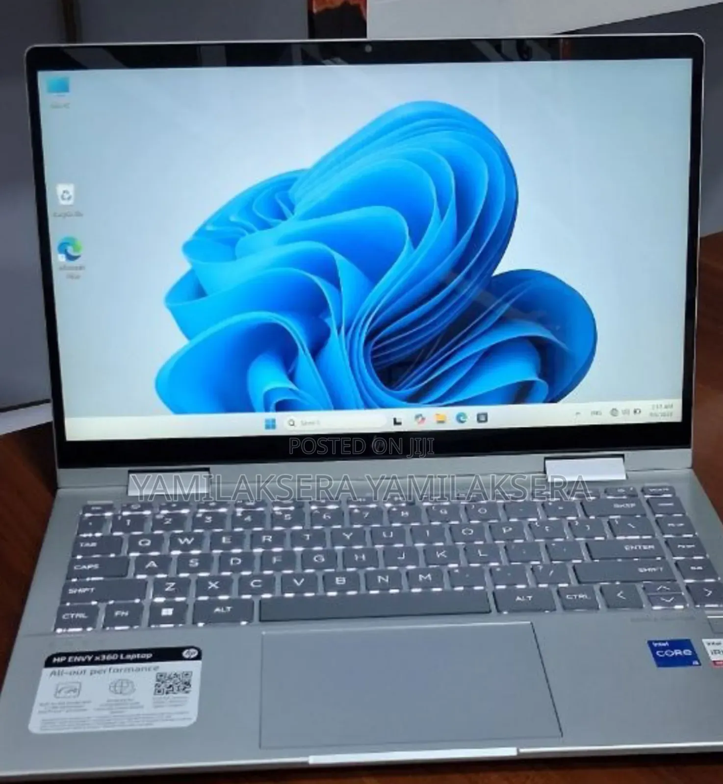 New Laptop HP Envy x360 8GB Intel Core i5 SSD 512GB