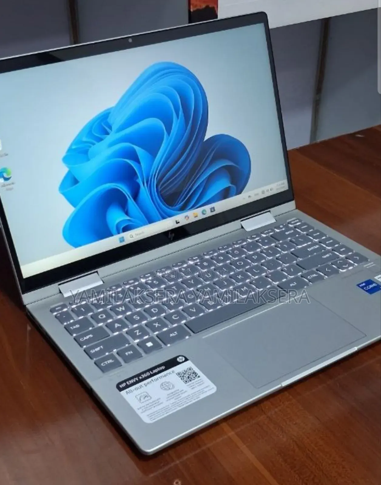 New Laptop HP Envy x360 8GB Intel Core i5 SSD 512GB