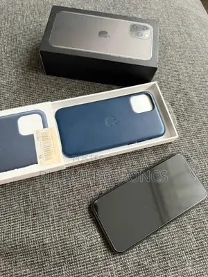Apple iPhone 11 Pro 64 GB Gray