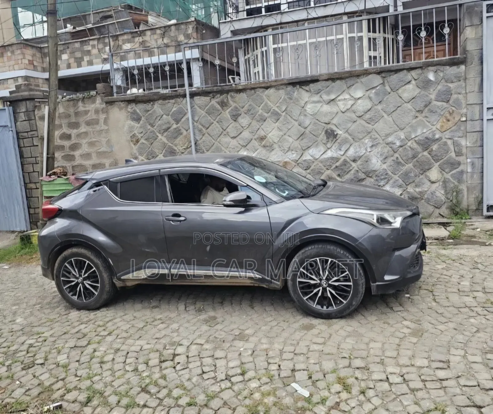 Toyota C-HR 2017 Gray