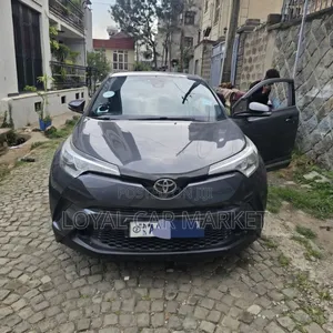 Toyota C-HR 2017 Gray