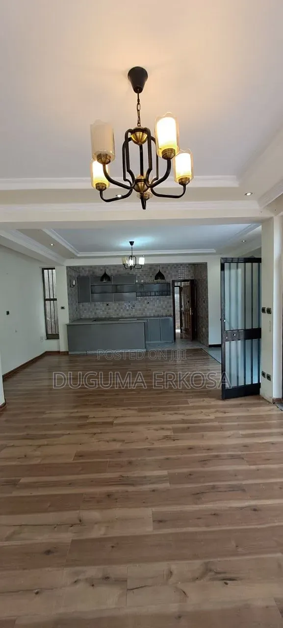 Furnished 6bdrm House in 6 መኝታ, Yeka for sale
