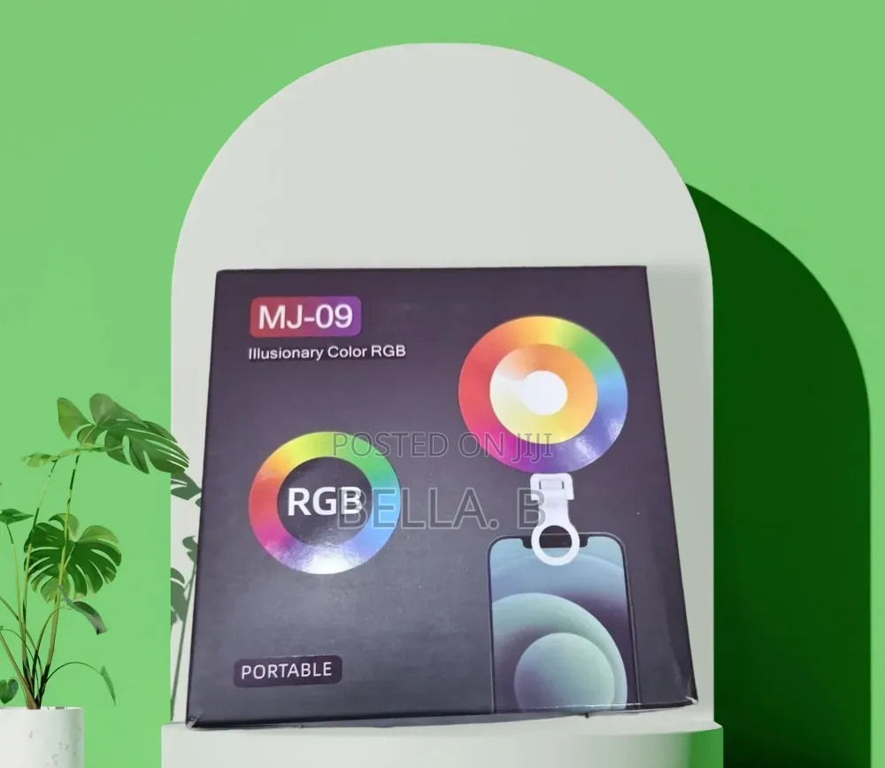 M09 Illusionary Portable Color RGB: Compact RGB Lighting.