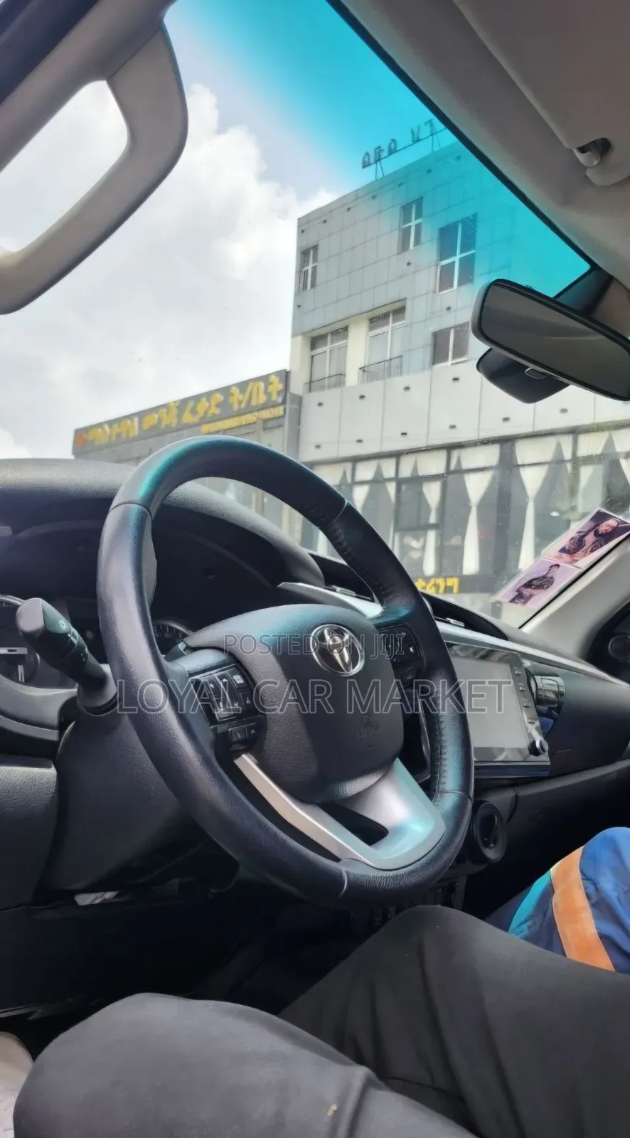 Toyota Hilux 2021 Gray