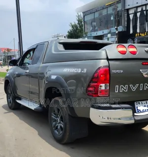 Toyota Hilux 2021 Gray