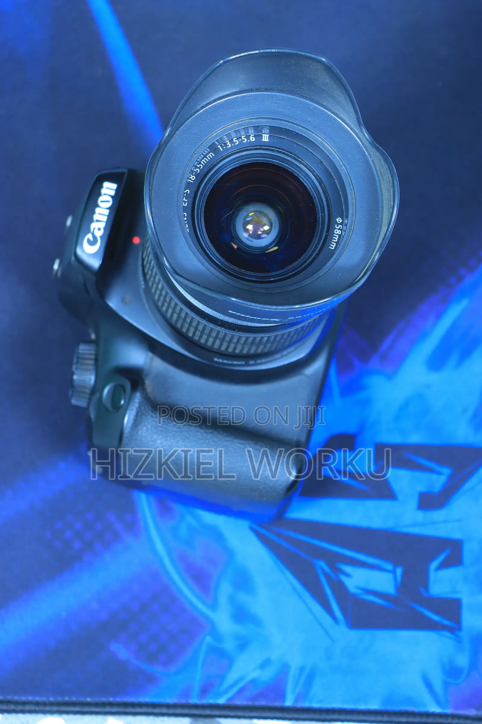 Canon T100 Camera