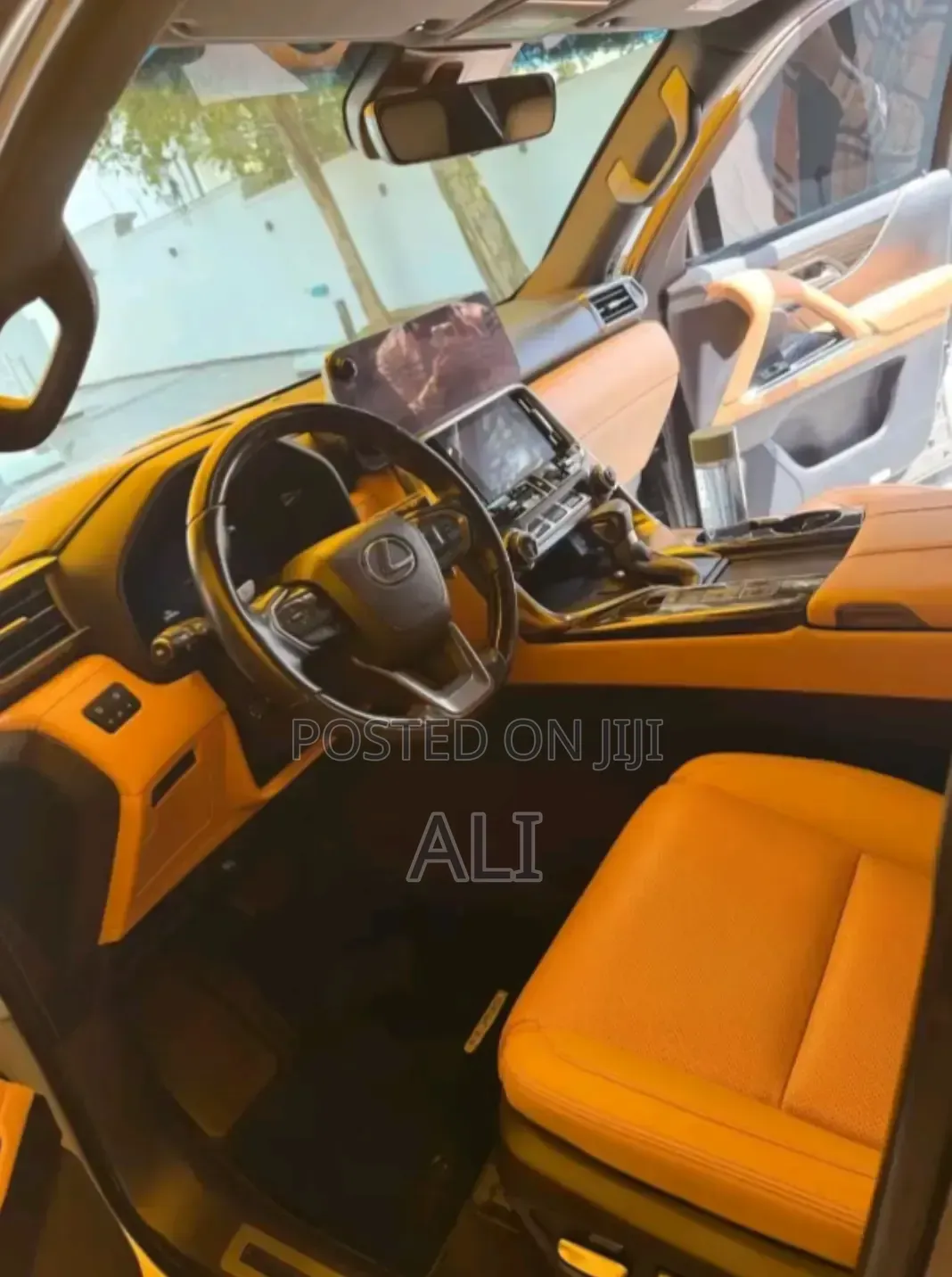 Lexus LX 2022 Gold