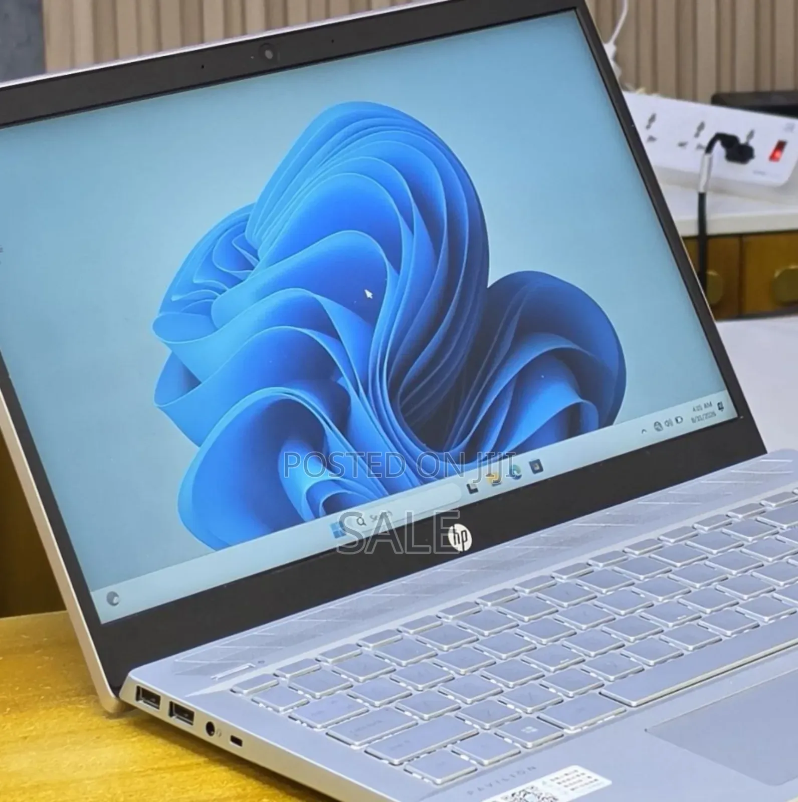 New Laptop HP Pavilion 14 8GB Intel Core i5 SSD 512GB