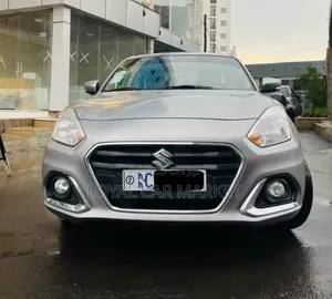 Suzuki Dzire 2024 Silver