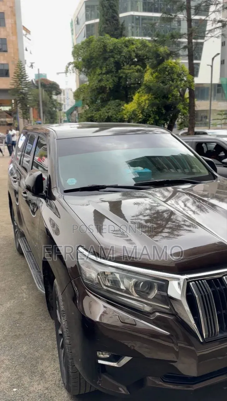 Toyota Land Cruiser 2018 Black
