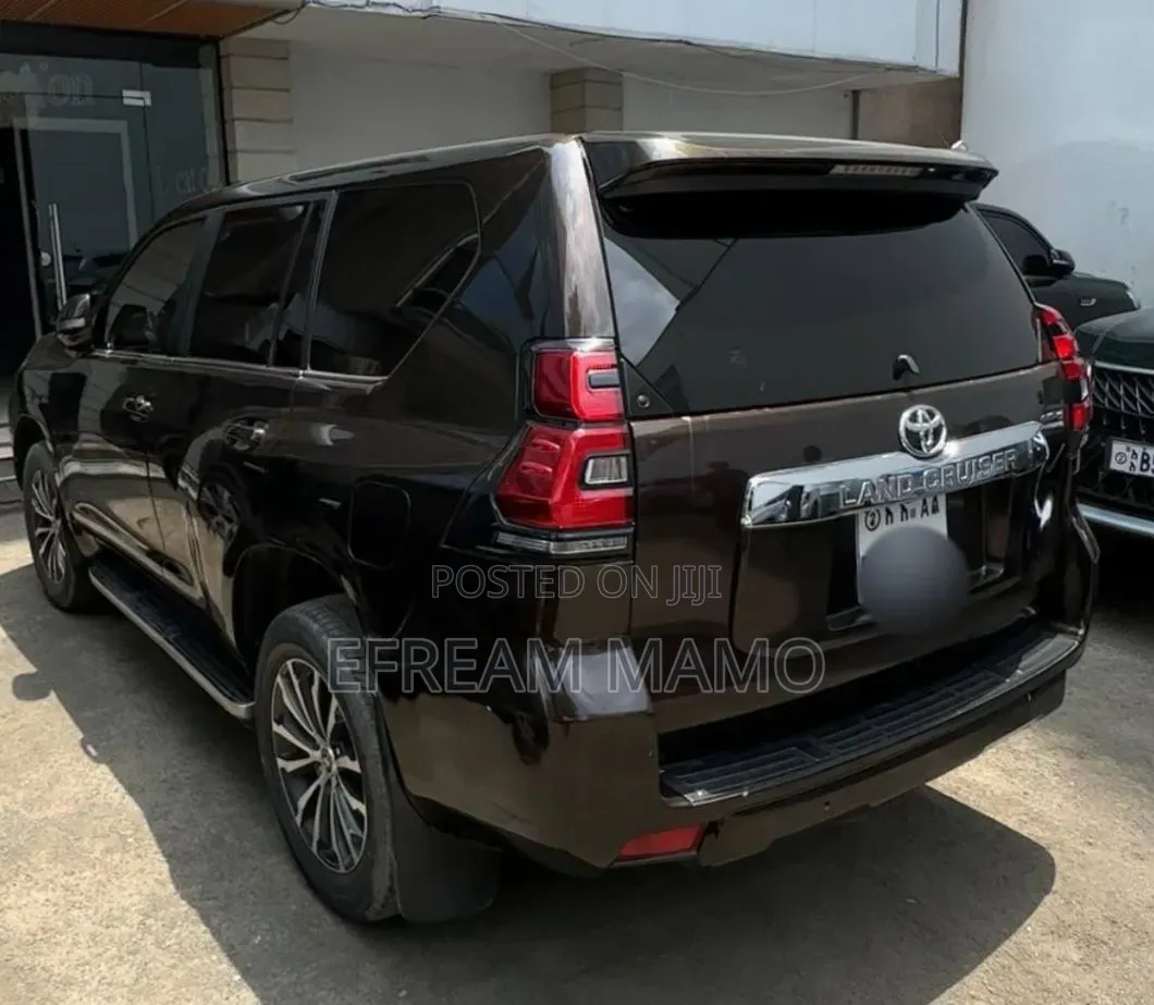 Toyota Land Cruiser 2018 Black