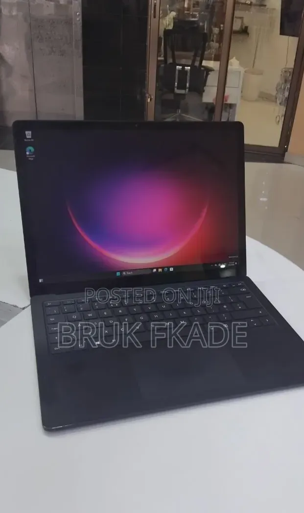 New Laptop Microsoft Surface Laptop 4 16GB Intel Core i7 SSD 512GB