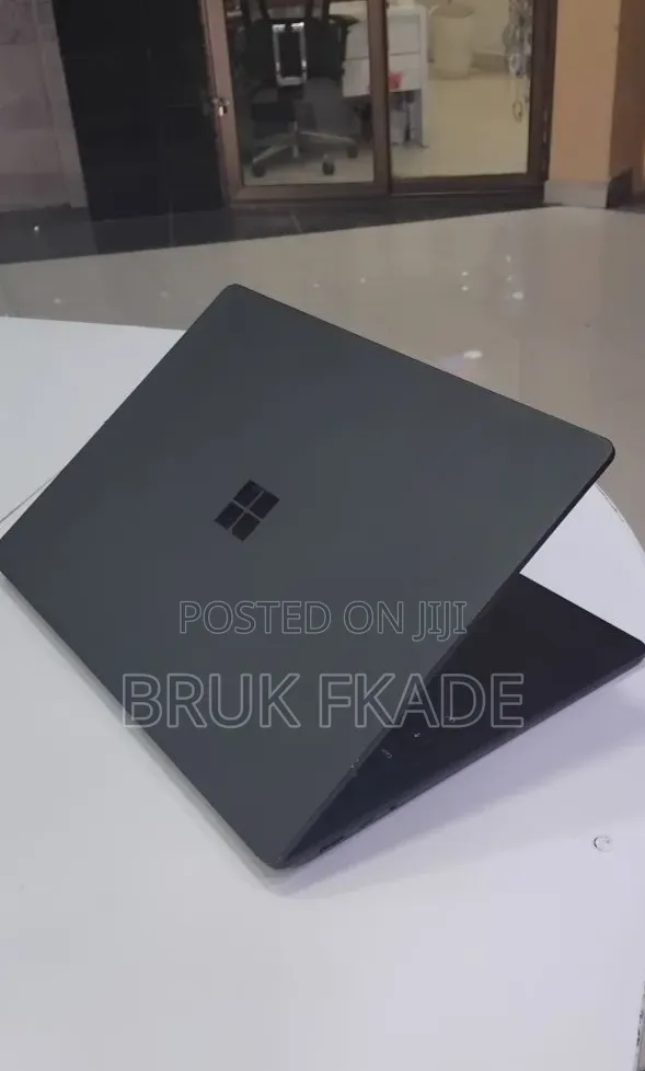 New Laptop Microsoft Surface Laptop 4 16GB Intel Core i7 SSD 512GB