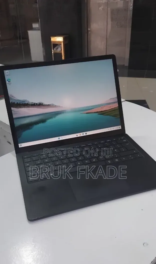 New Laptop Microsoft Surface Laptop 4 16GB Intel Core i7 SSD 512GB