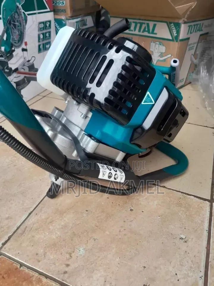 Total 52CC Earth AuGer