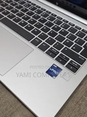 New Laptop HP EliteBook 830 16GB Intel Core i5 SSD 512GB