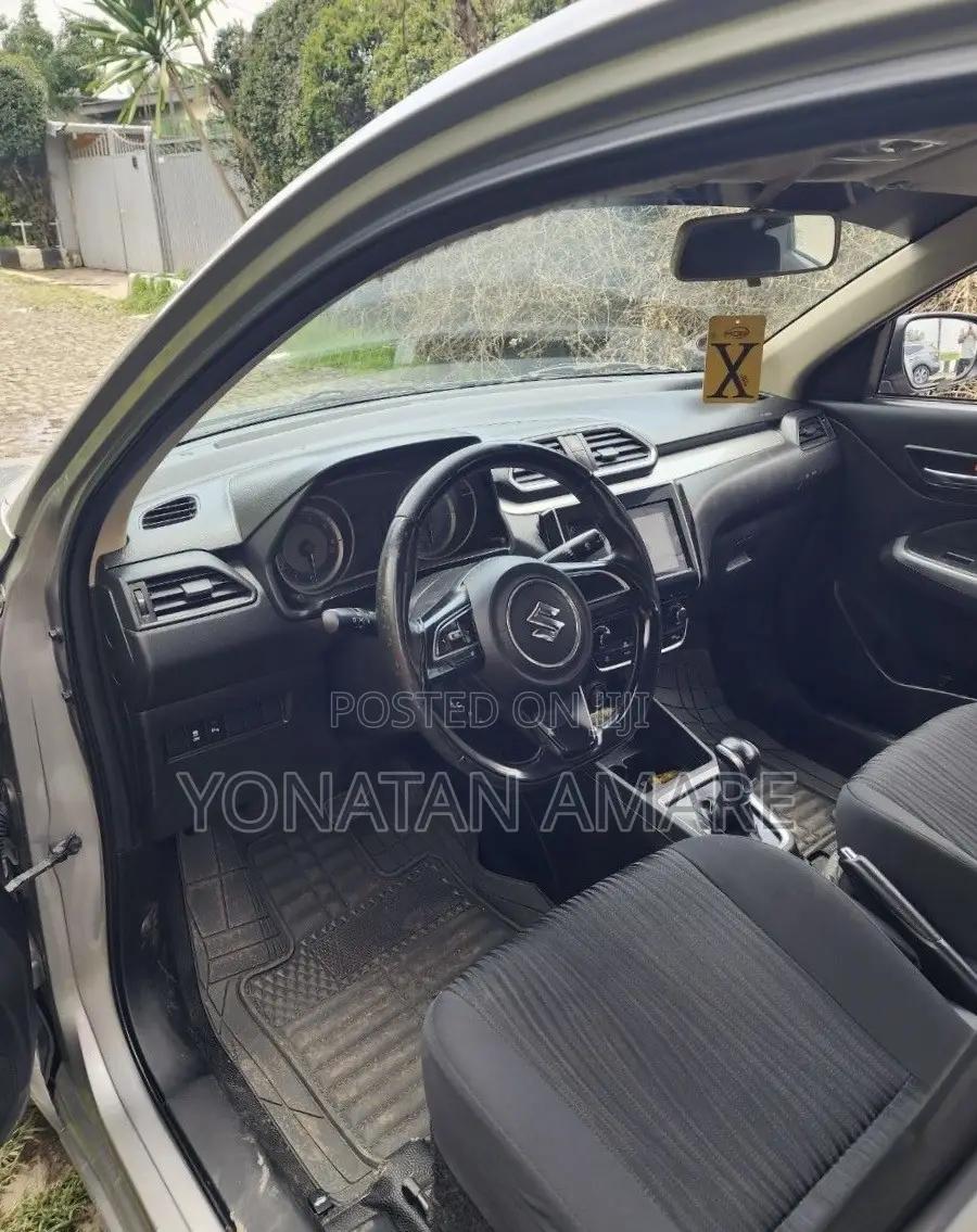 Suzuki Dzire 2022 Gray
