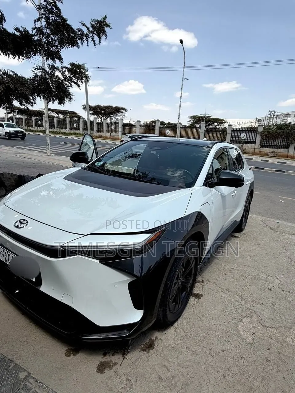 Toyota bZ4X 2022 White