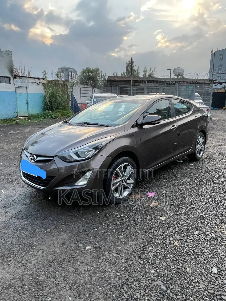 Hyundai Elantra Limited 4dr Sedan (1.8L 4cyl 6A) 2015 Brown