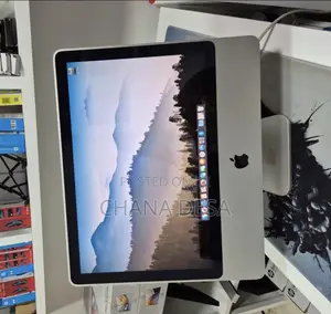 New Desktop Computer Apple 4GB SSD 256GB