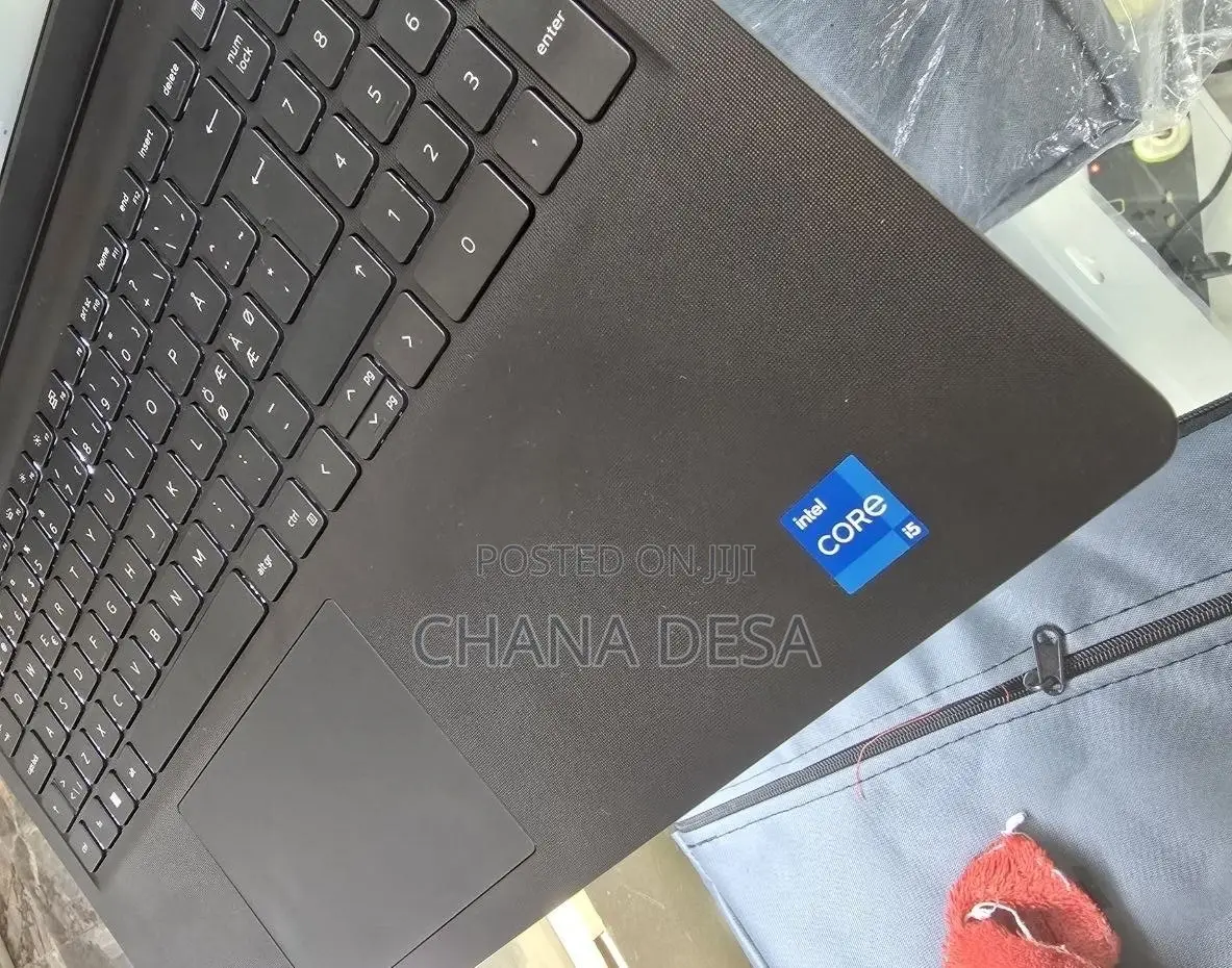 New Laptop Dell 16GB Intel Core i5 SSD 512GB