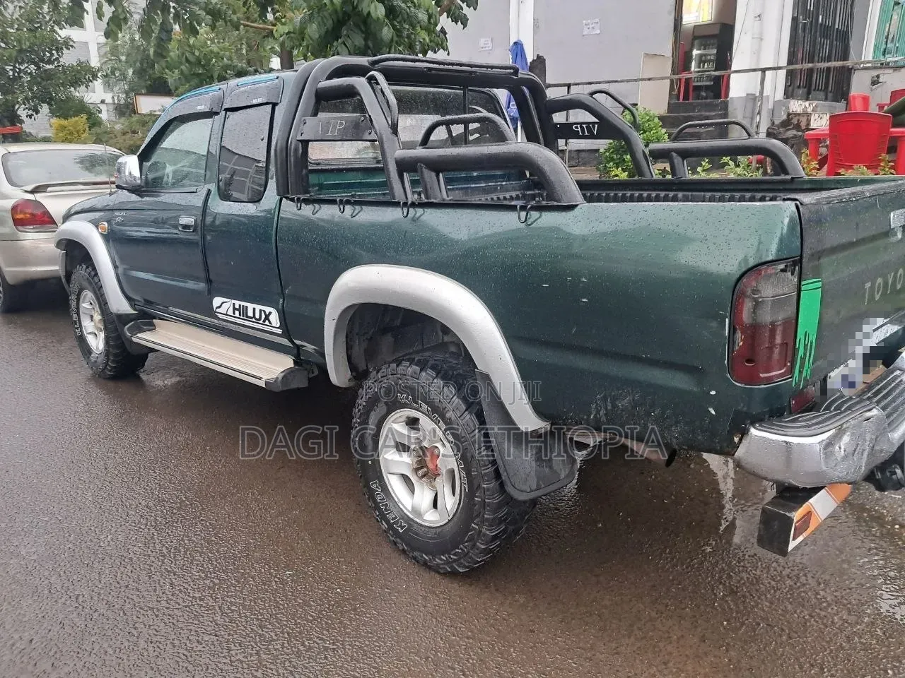 Toyota Hilux 2003 Green
