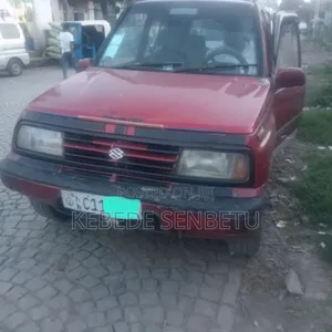 Suzuki Vitara 1992 Red