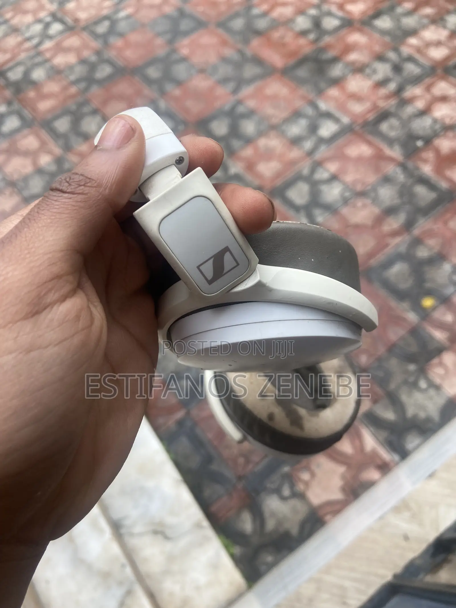 Headset For