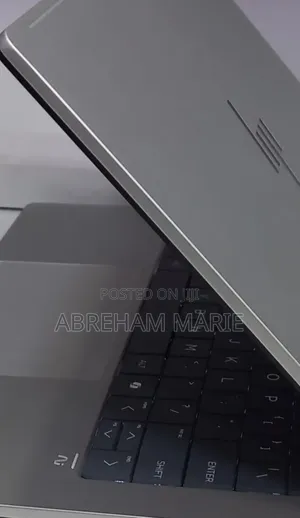 New Laptop HP OmniBook 5 14" 16GB Intel Core Ultra 7 SSD 1T