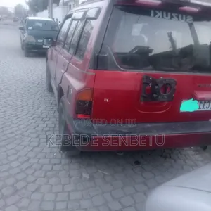Suzuki Vitara 1992 Red