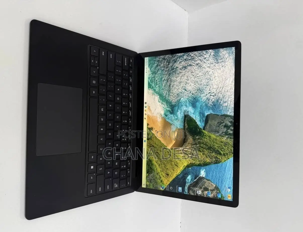 New Laptop Microsoft Surface Laptop 5 16GB Intel Core i7 SSD 256GB