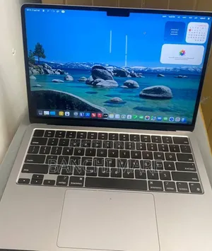 New Laptop Apple MacBook Air 2025 M4 16GB Apple M4 SSD 512GB