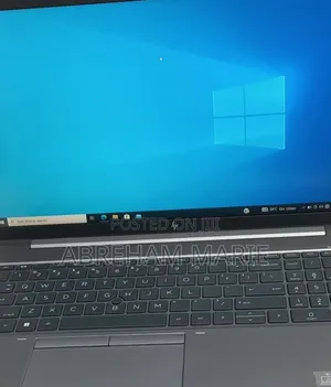 New Laptop HP ZBook Firefly G8 16GB Intel Core i7 SSD 512GB