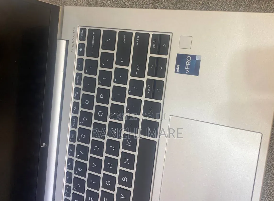 New Laptop HP EliteBook 840 G10 16GB Intel Core i7 SSD 1T