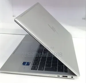 New Laptop HP EliteBook 830 G9 16GB Intel Core i5 SSD 512GB