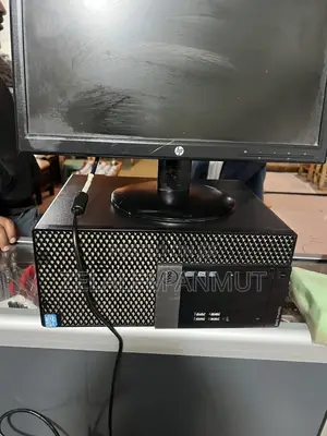Desktop Computer Dell Optiplex 3040 4GB Intel Core i5 HDD 500GB