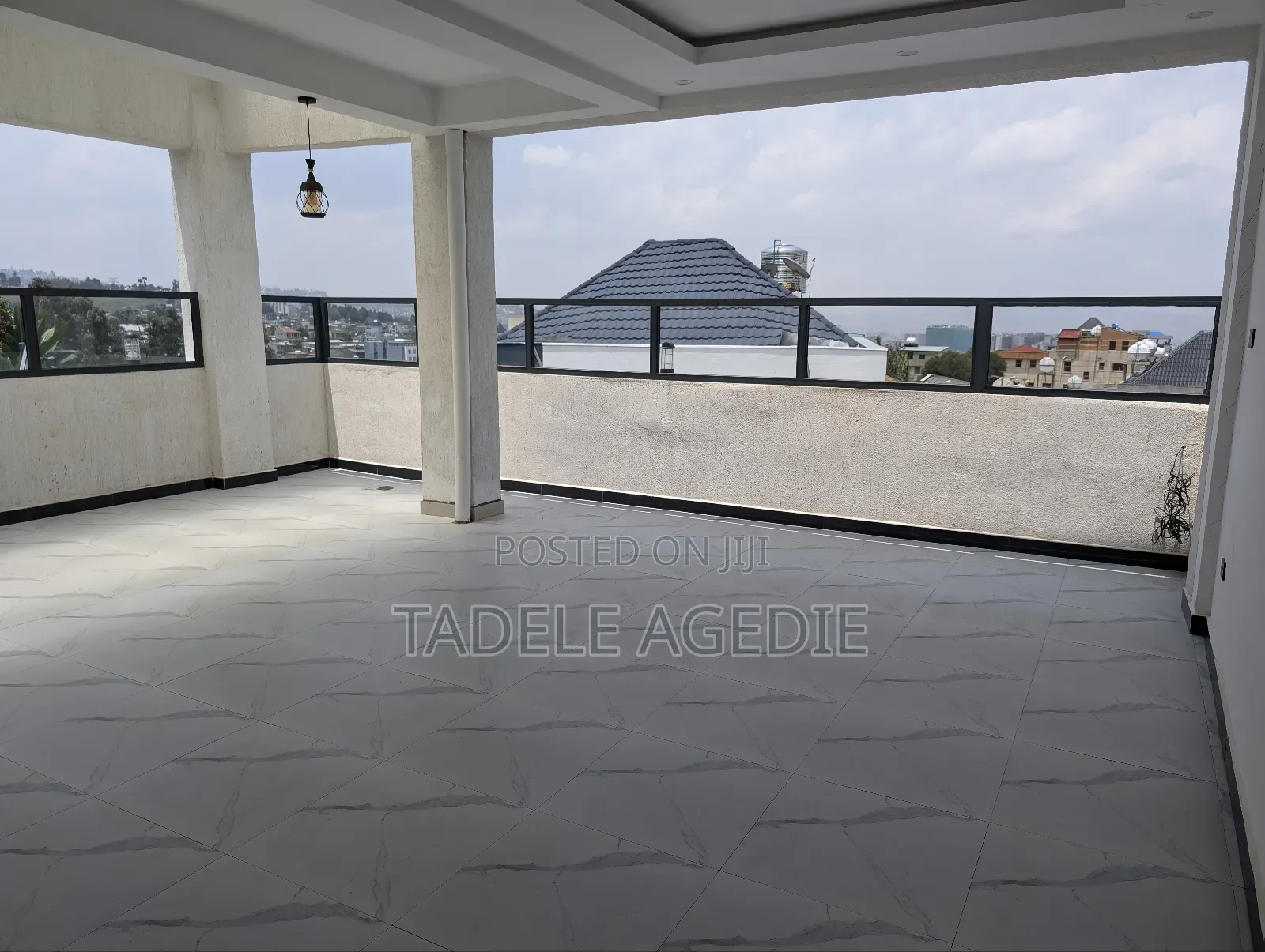 6bdrm House in Yeka for sale