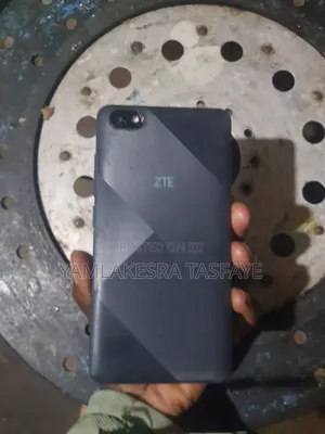 ZTE Blade A330 16 GB Black